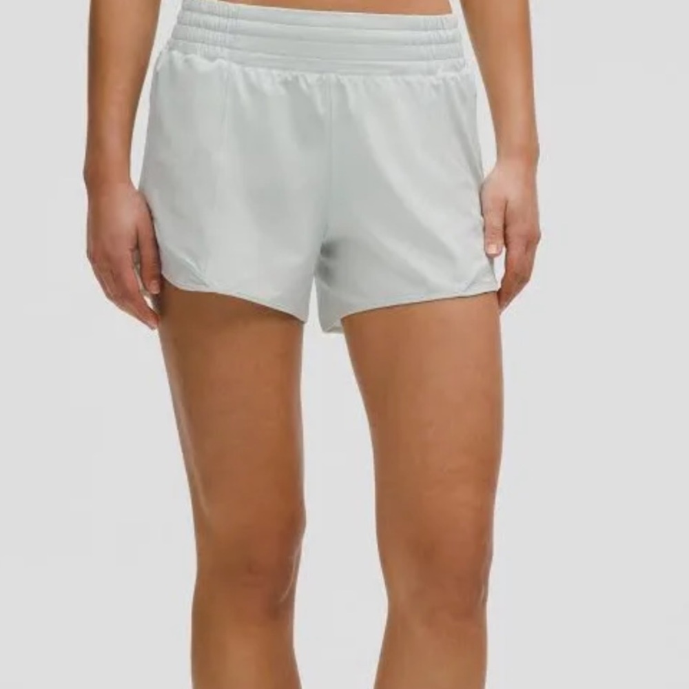 NWT Lululemon Hotty Hot High Rise Lined Short 4" VPOR Breathable Running Size 14